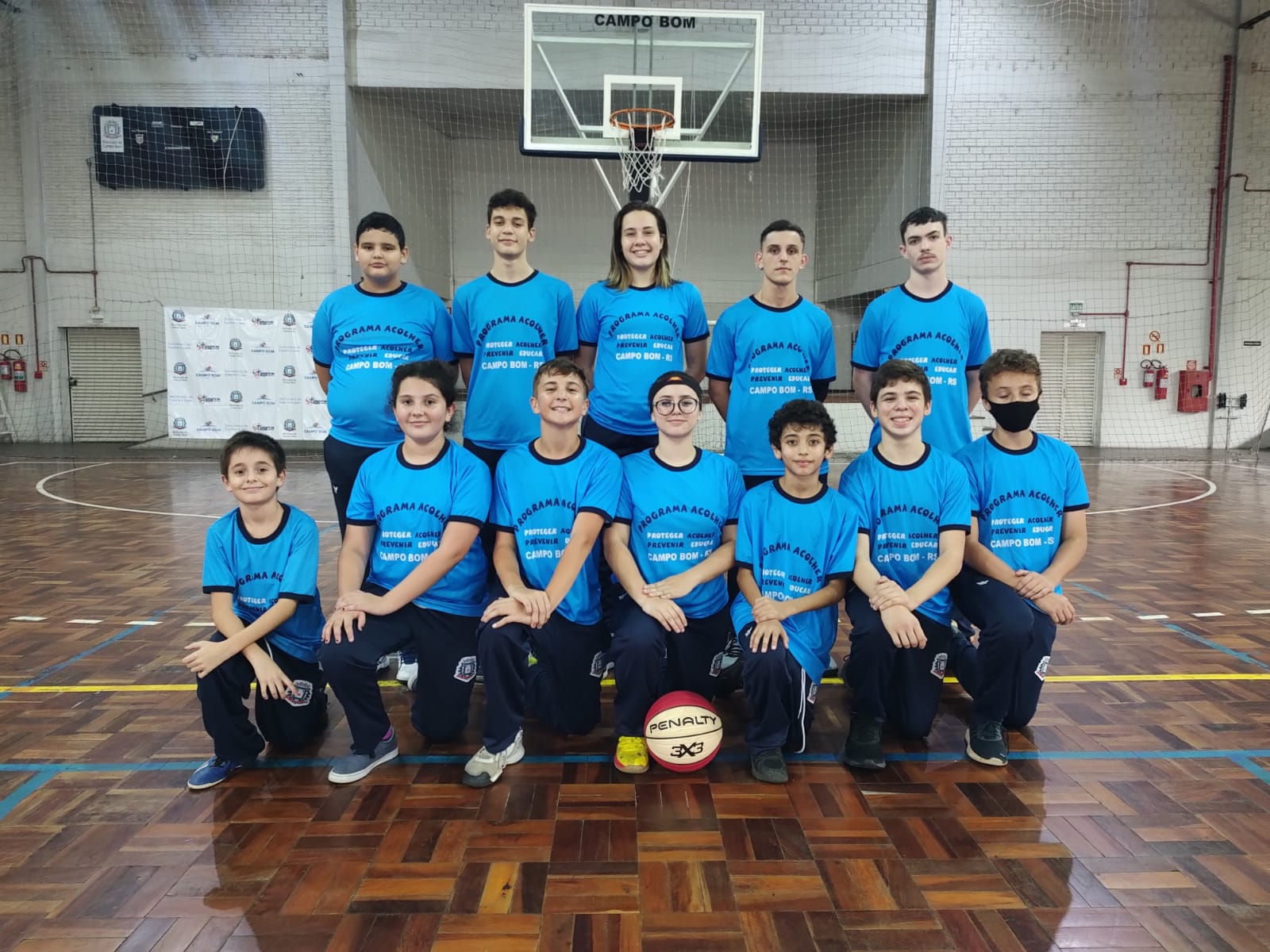 Jovens atletas de projeto esportivo vencem jogo após doação de uniformes  pelo Grupo Hinova – Grupo Hinova